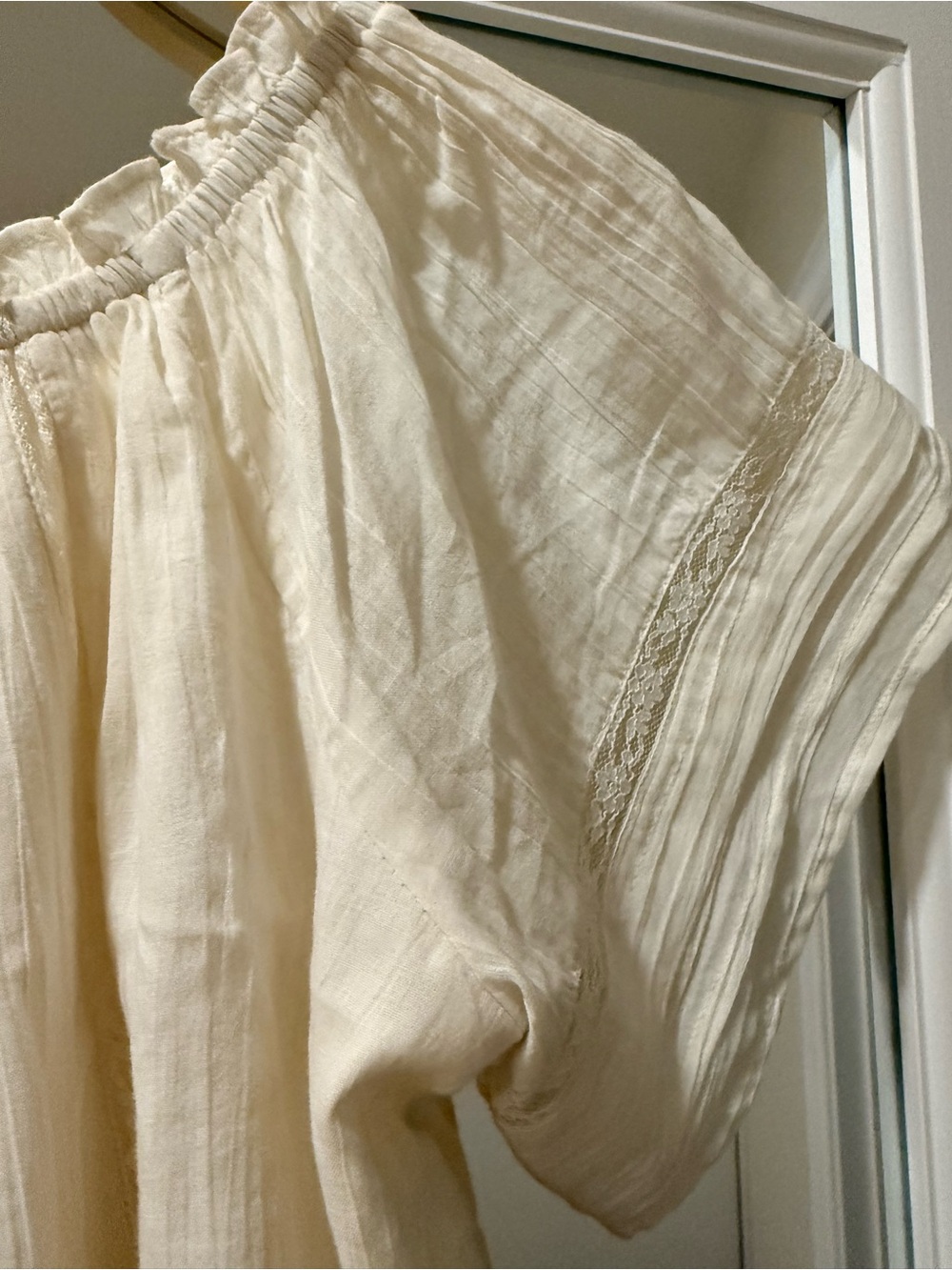 Light Cream Muslin Short-Sleeve Smocked-neck Cotton Lace Trim Dress Aerie Small - Picture 3 of 11